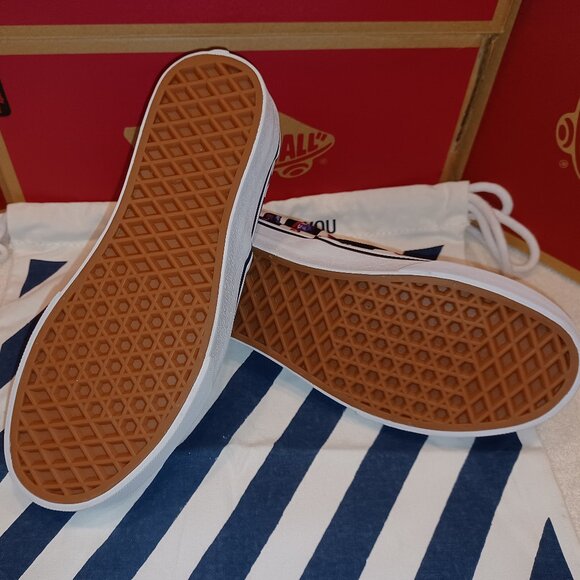 -Vans X Stranger Things Men's 3.5/Womens 5 Customs Character Checkerboard… - Picture 13 of 14